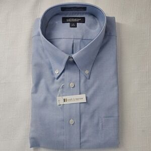 NWT Kraft & Barrow Mens Dress Shirt Size 17 32/33 Button Up wrinkle Resistant.